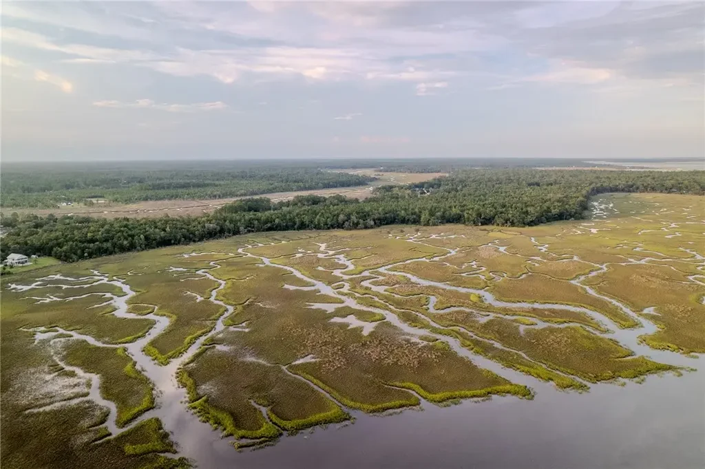 Sheffield Island Road, Woodbine