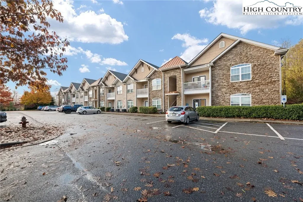 247 Eli Hartley Drive # 111, Boone