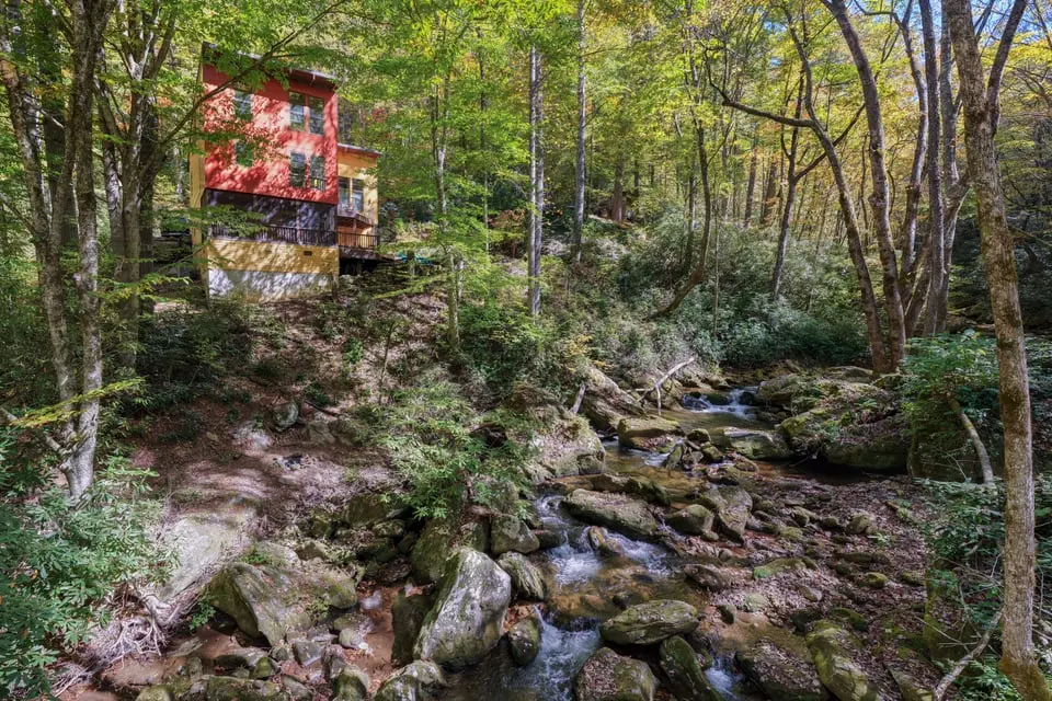 187 Big Buck Road, Highlands