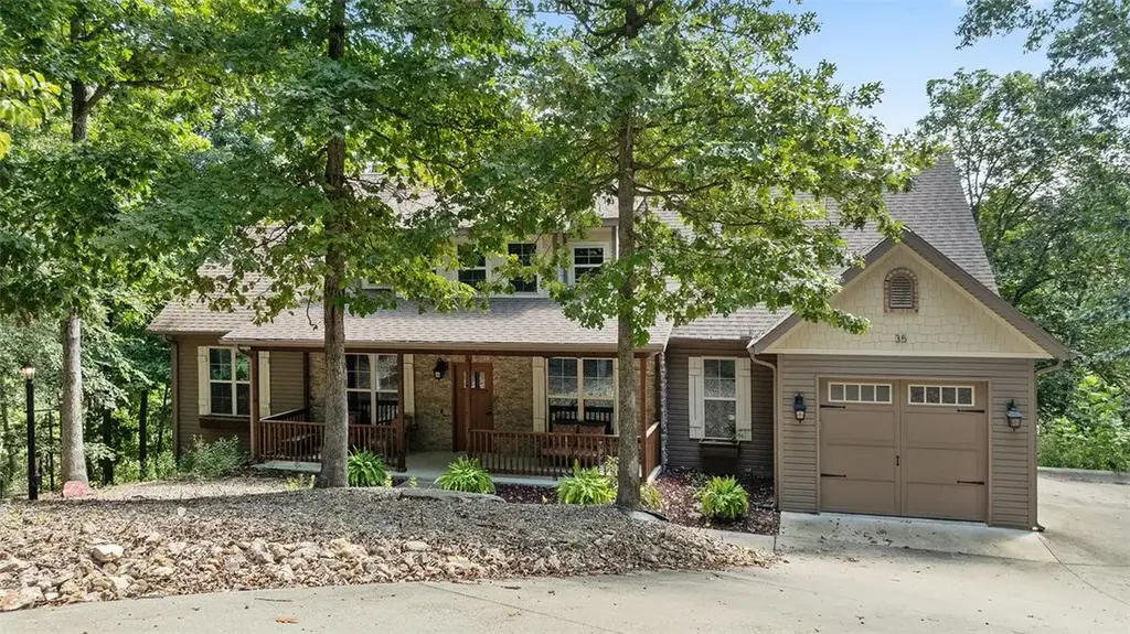 35 Deddington Drive, Bella Vista
