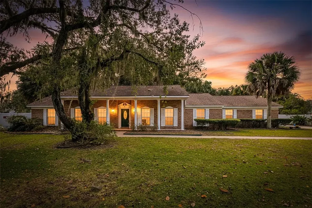 112 Meadows Way, Brunswick