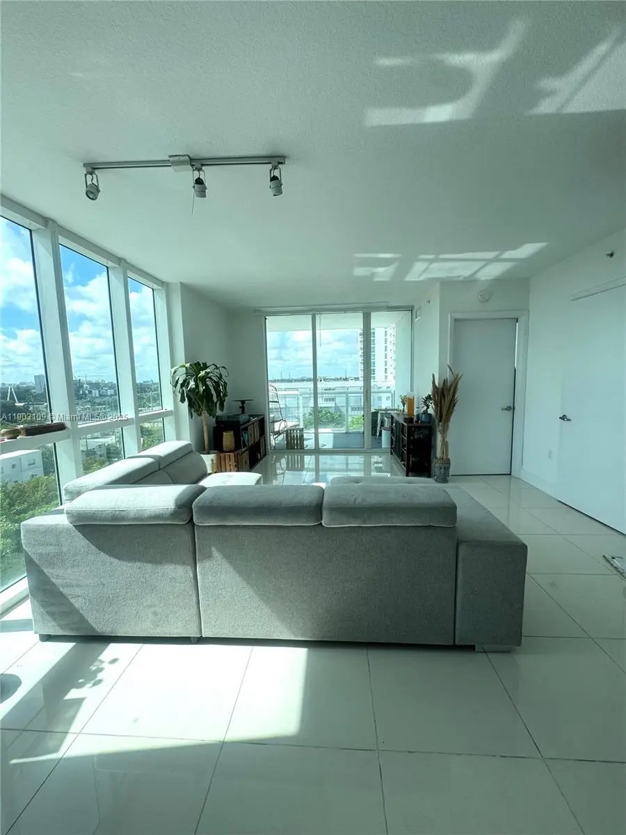 Photo of Listing #A11903109