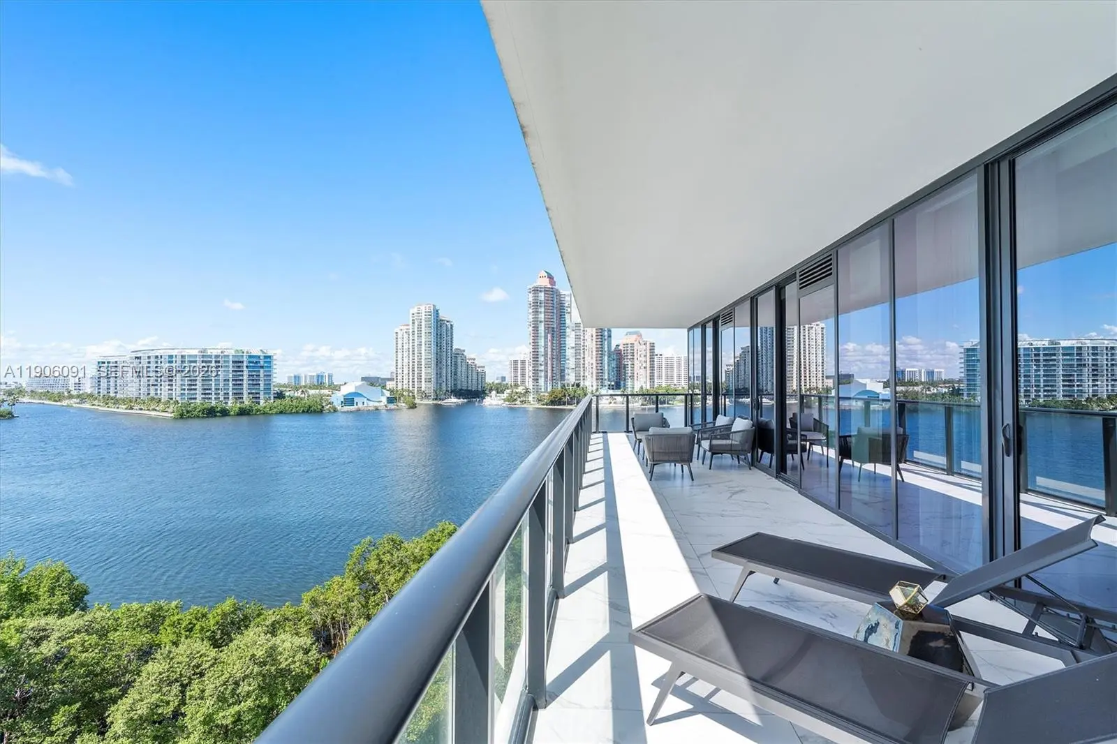 Photo of Listing #A11906091