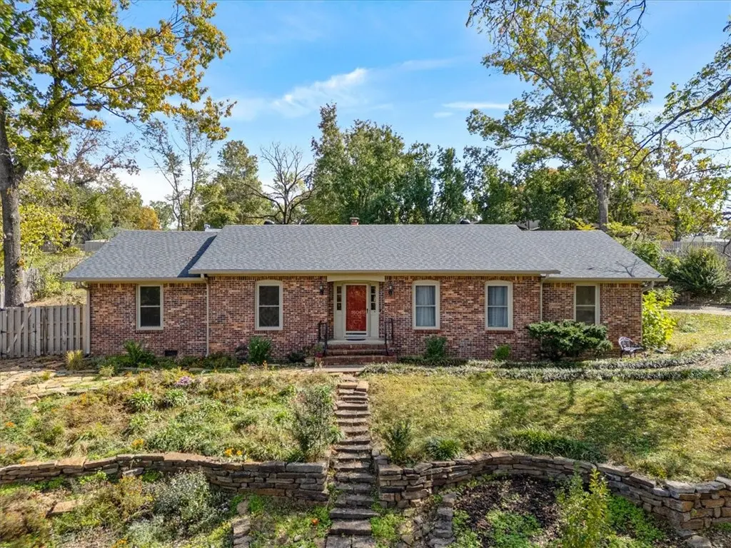 1606 Kimberly Place, Bentonville
