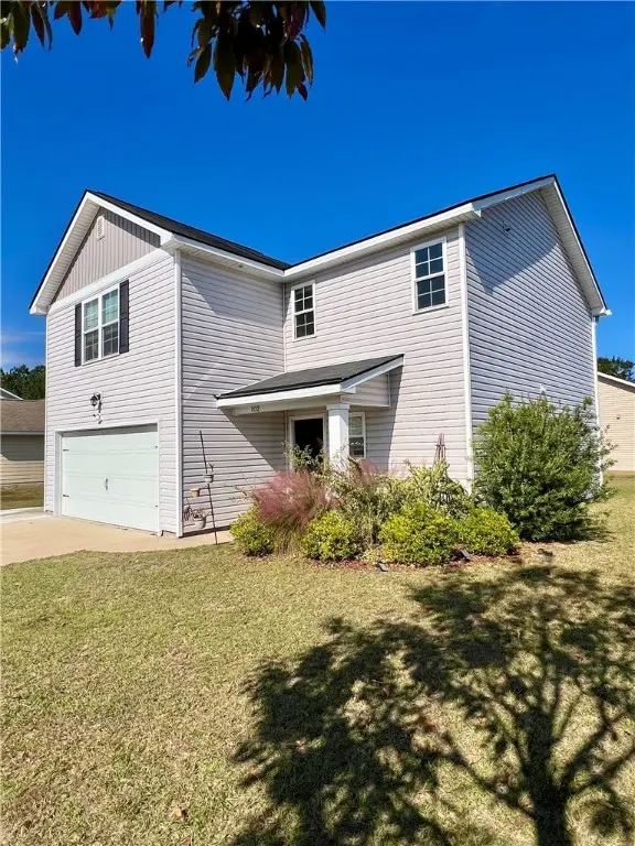 102 Roswell Drive W, Brunswick