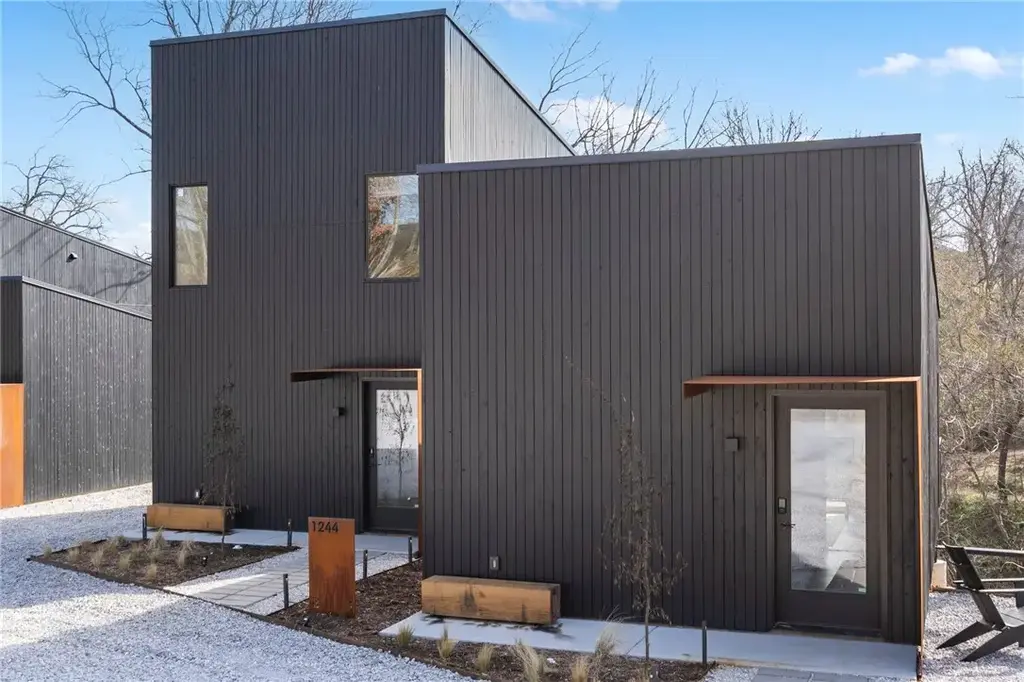 1246 Nw A Street, Bentonville