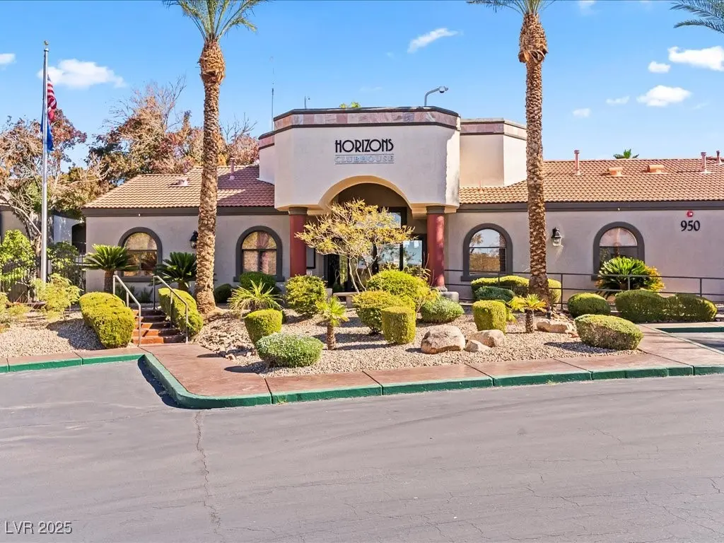 Photo of Listing #2731373