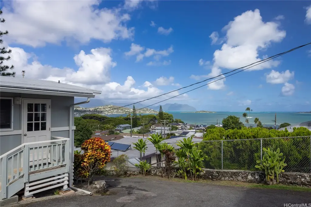 45-138 Kokokahi Place, Kaneohe