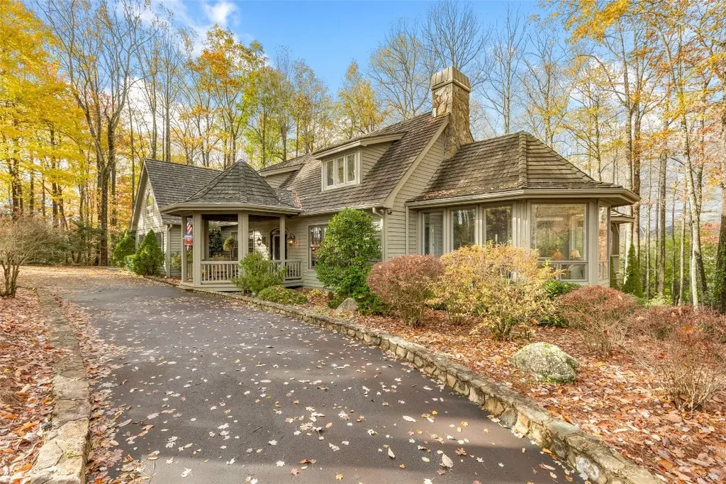 74 Hilltop Road, Sapphire