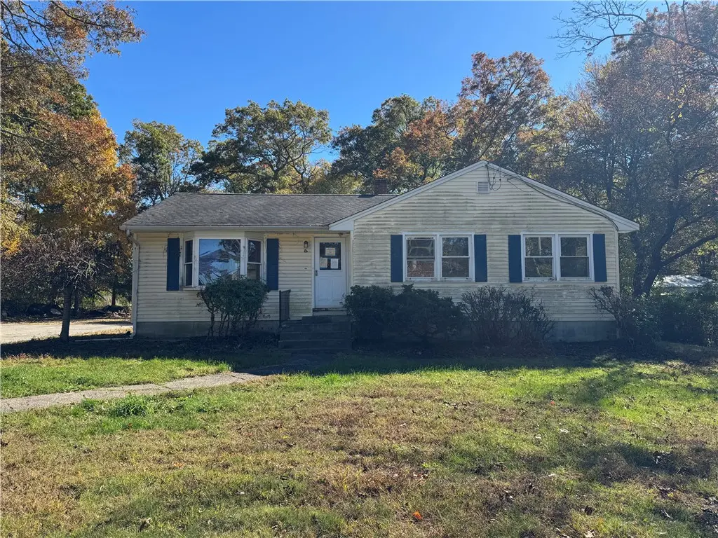 126 Alton Bradford Rd, Hopkinton