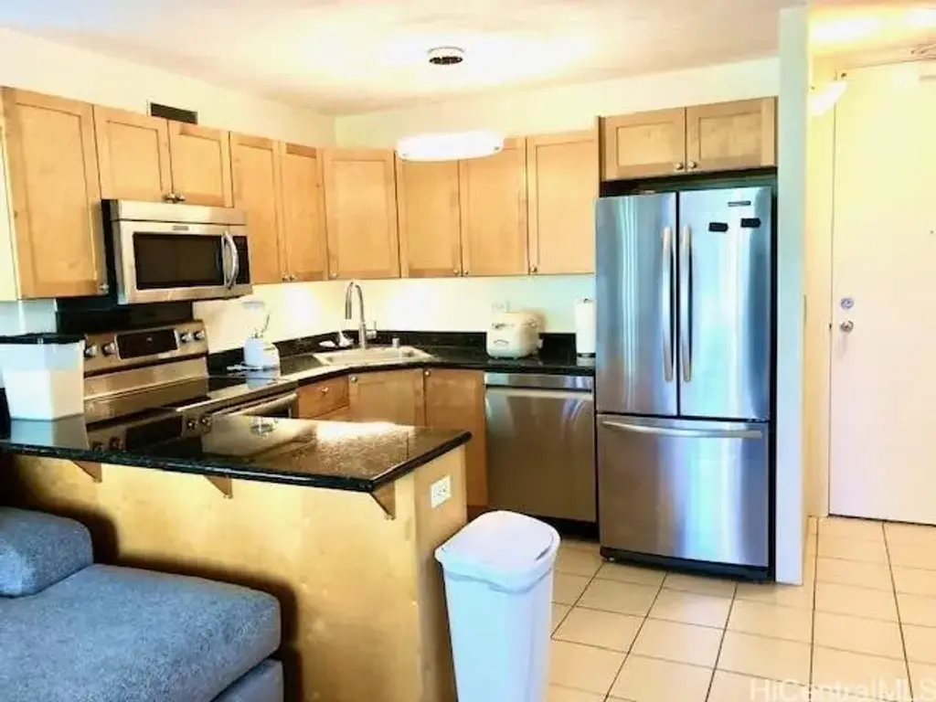 430 Kaiolu Street # 501, Honolulu