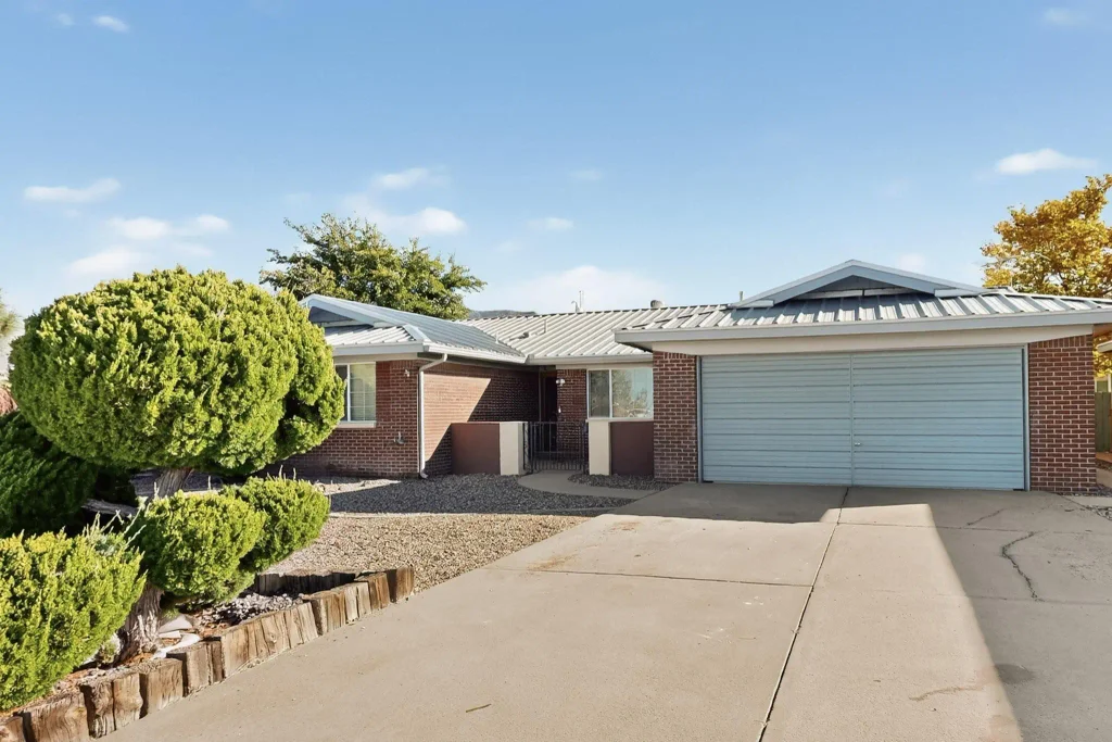 5416 Hines Drive Ne, Albuquerque