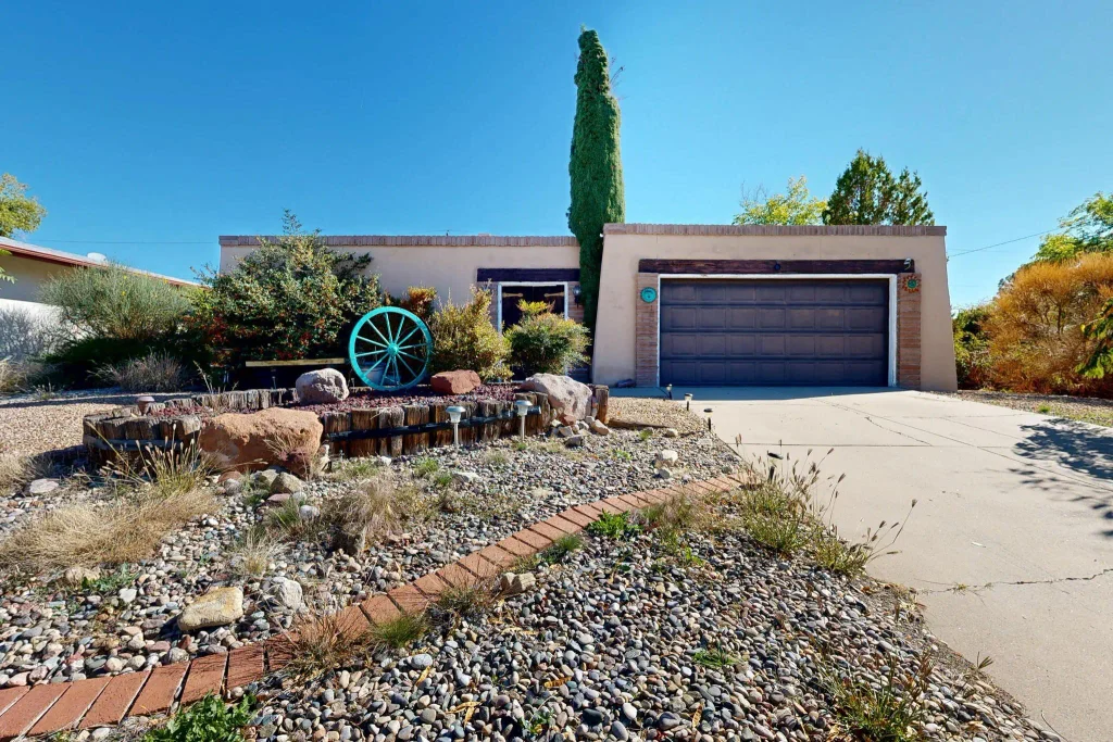 4300 Brand Avenue Ne, Albuquerque