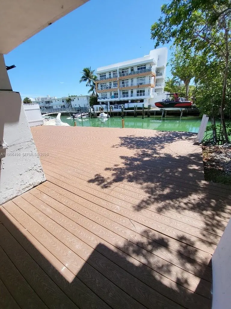 Photo of Listing #A11906496