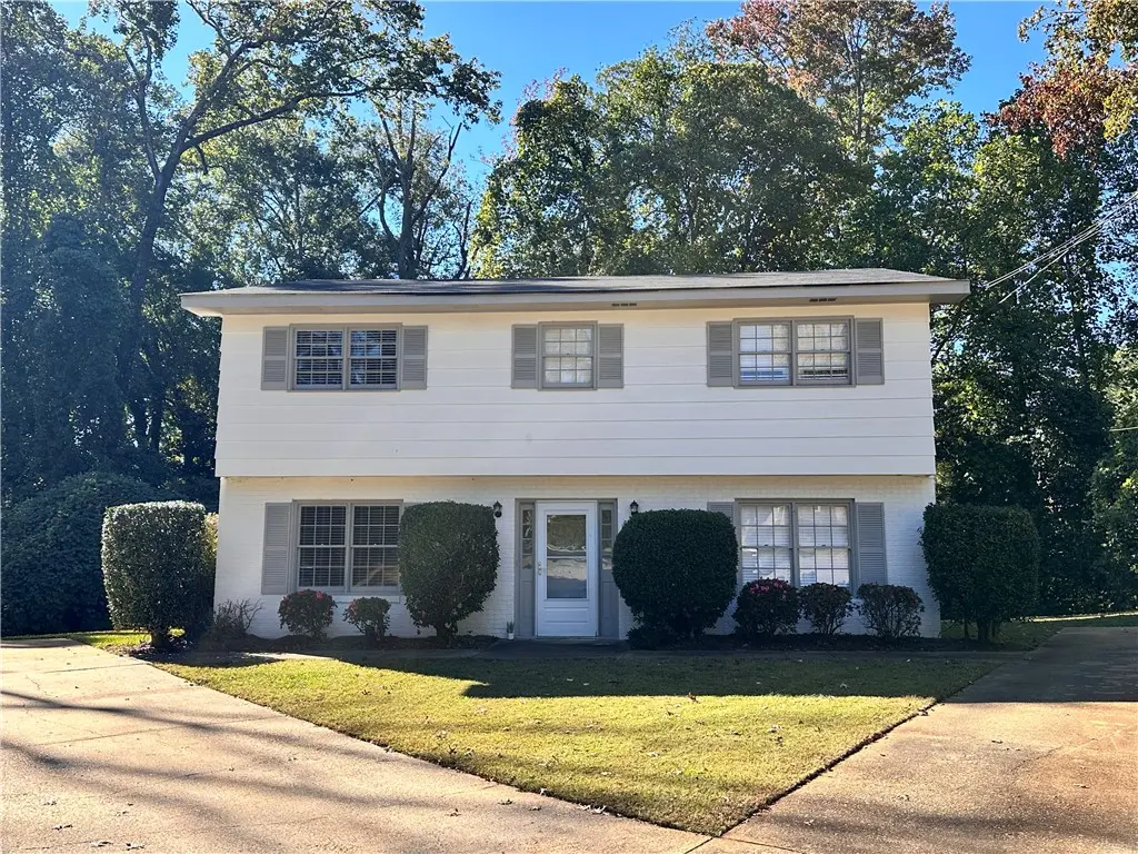 1018/1020 Crestwood St, Auburn