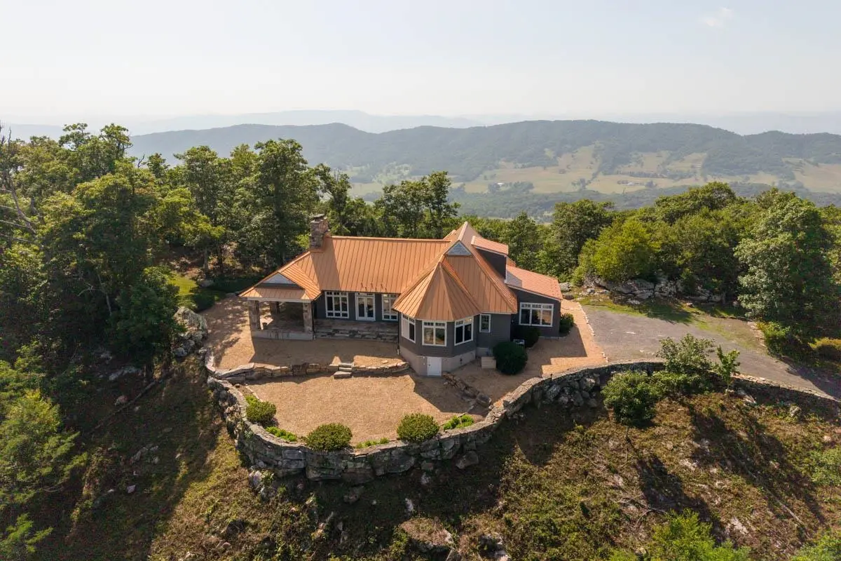 504 Airport Dr, Hot Springs