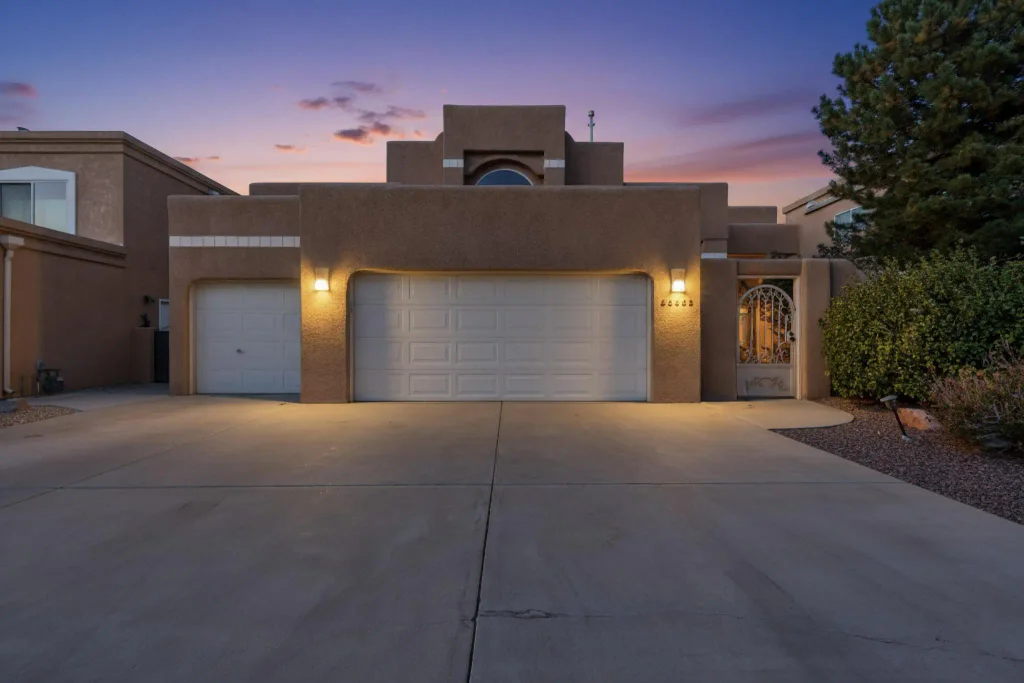 8601 Vineyard Ridge Road Ne, Albuquerque