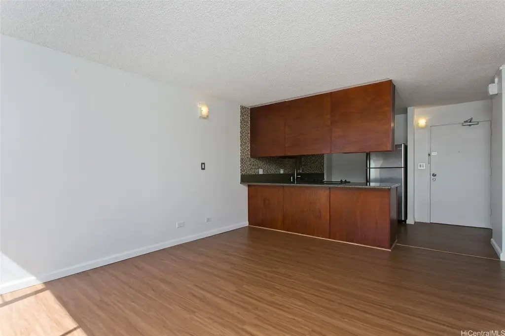 (unit #306) 3045 Ala Napuaa Place, Honolulu