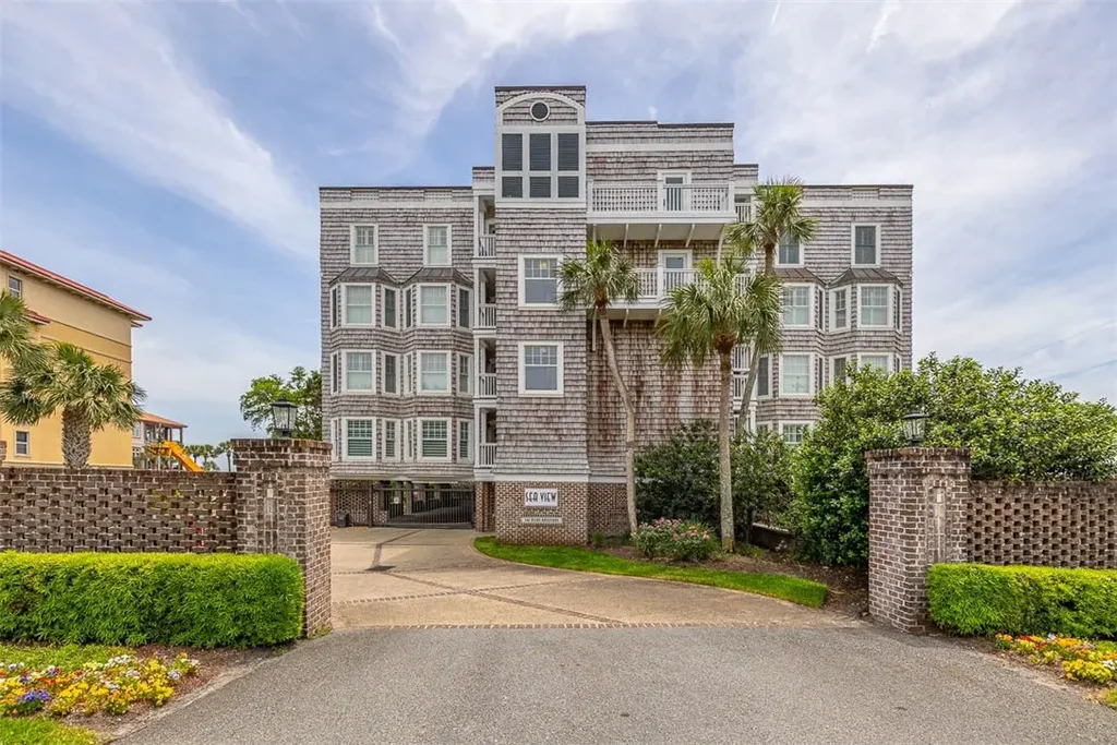 744 Ocean Boulevard 202, St Simons Island