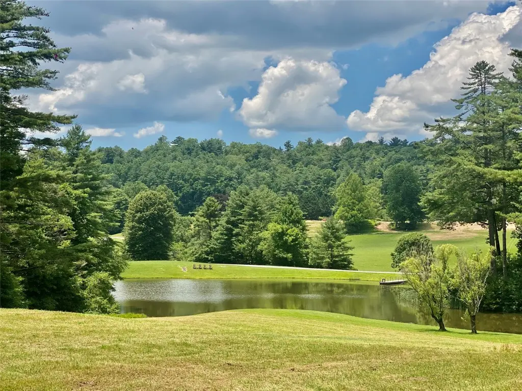 Md-9 Old Chimney Rd, Cashiers