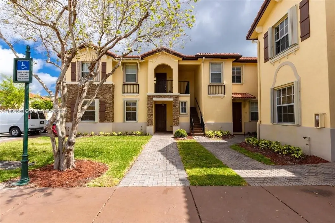 Photo of Listing #A11905668