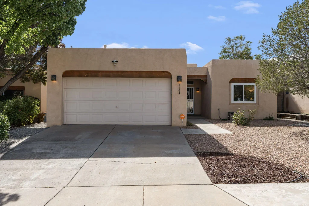 7504 Cerros Place Nw, Albuquerque