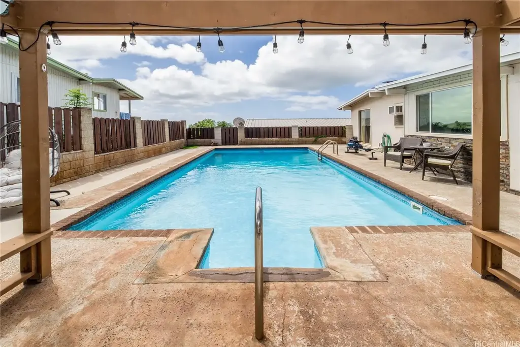 92-338 Akaula Street, Kapolei