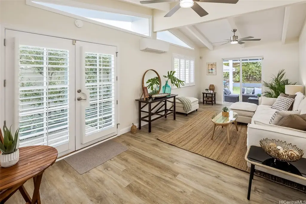 1355 Manu Mele Street # A, Kailua