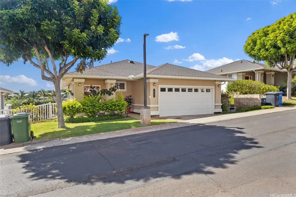 92-1089 Palahia Street # J, Kapolei