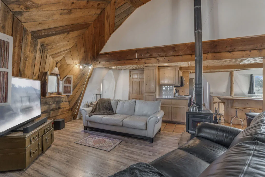 61 Camino Vista Grande, Santa Fe