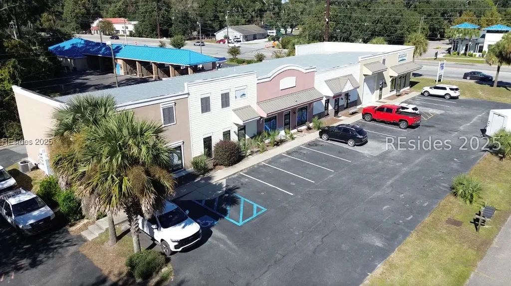 820 Parris Island Gateway, Beaufort