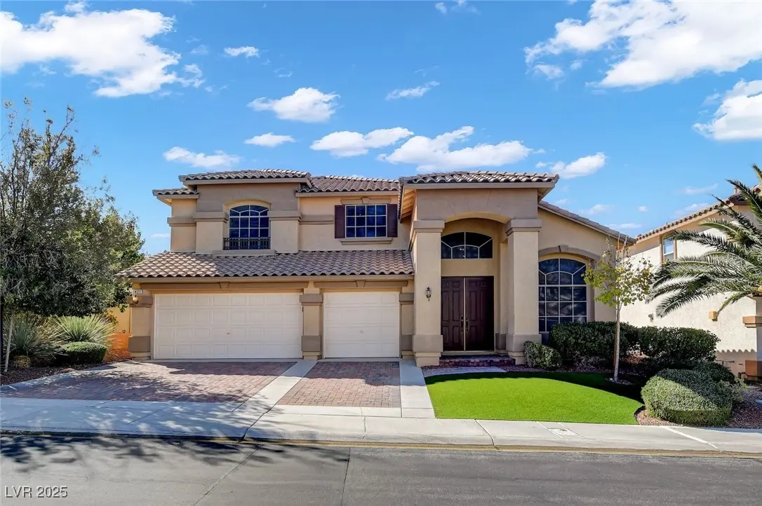 Photo of Listing #2731168