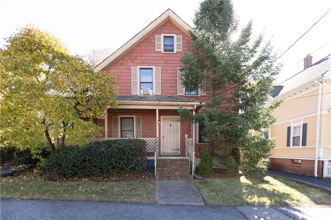 157 Fisher St, North Attleboro