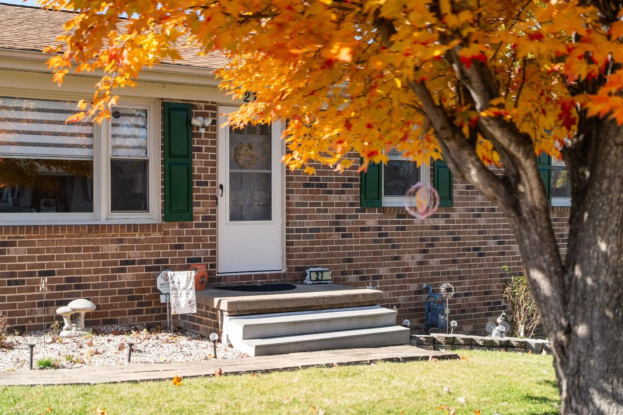 27 Bingham St, Verona