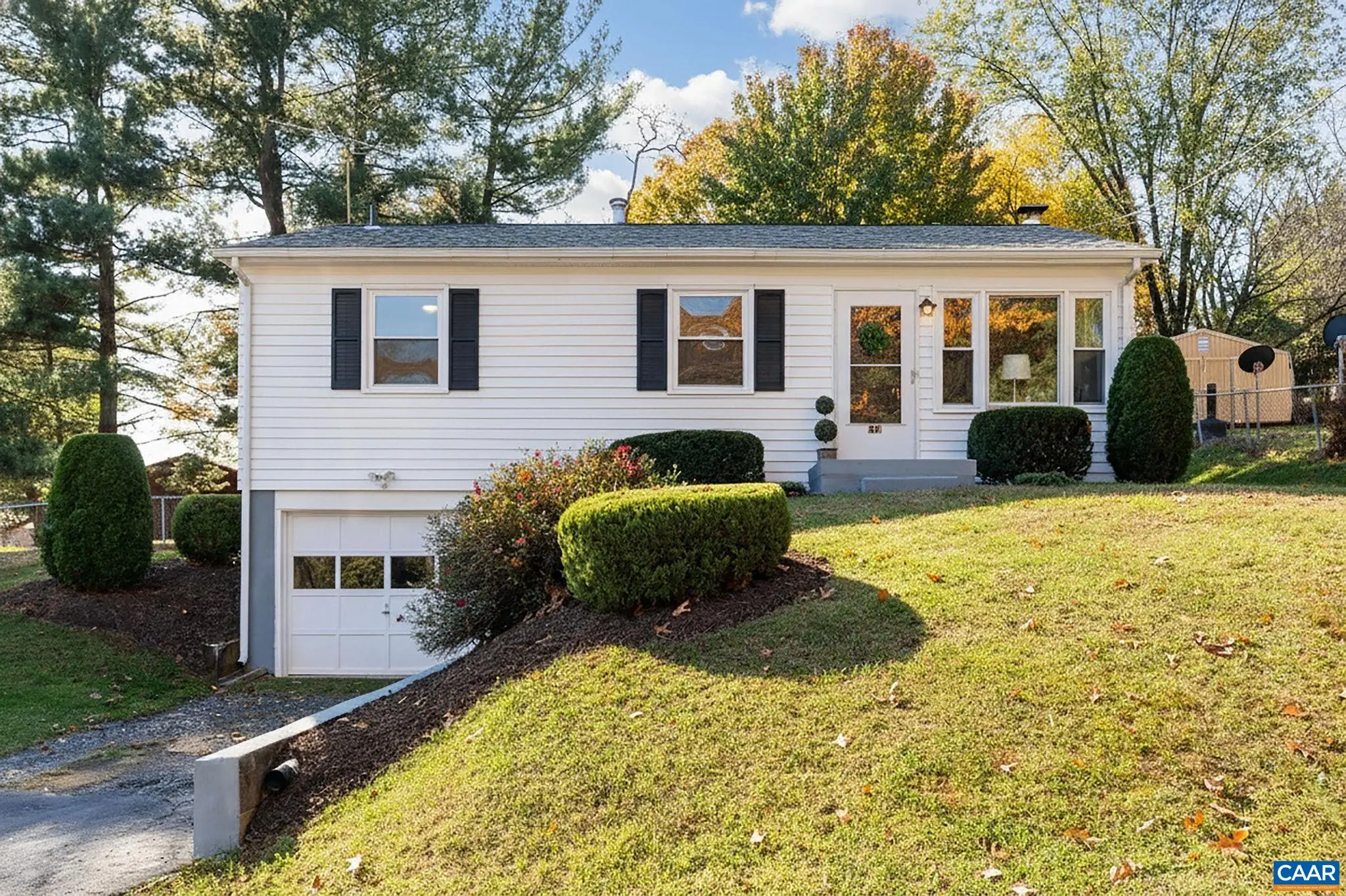 2418 Beverley St W, Staunton