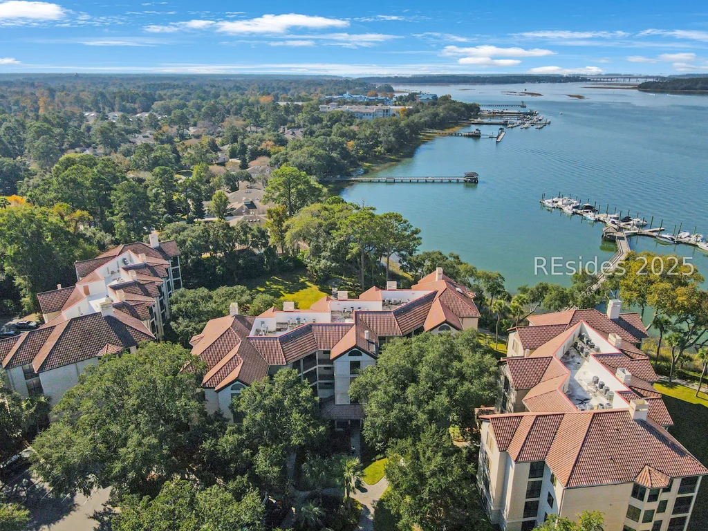 6 Village North Drive 115, Hilton Head Island