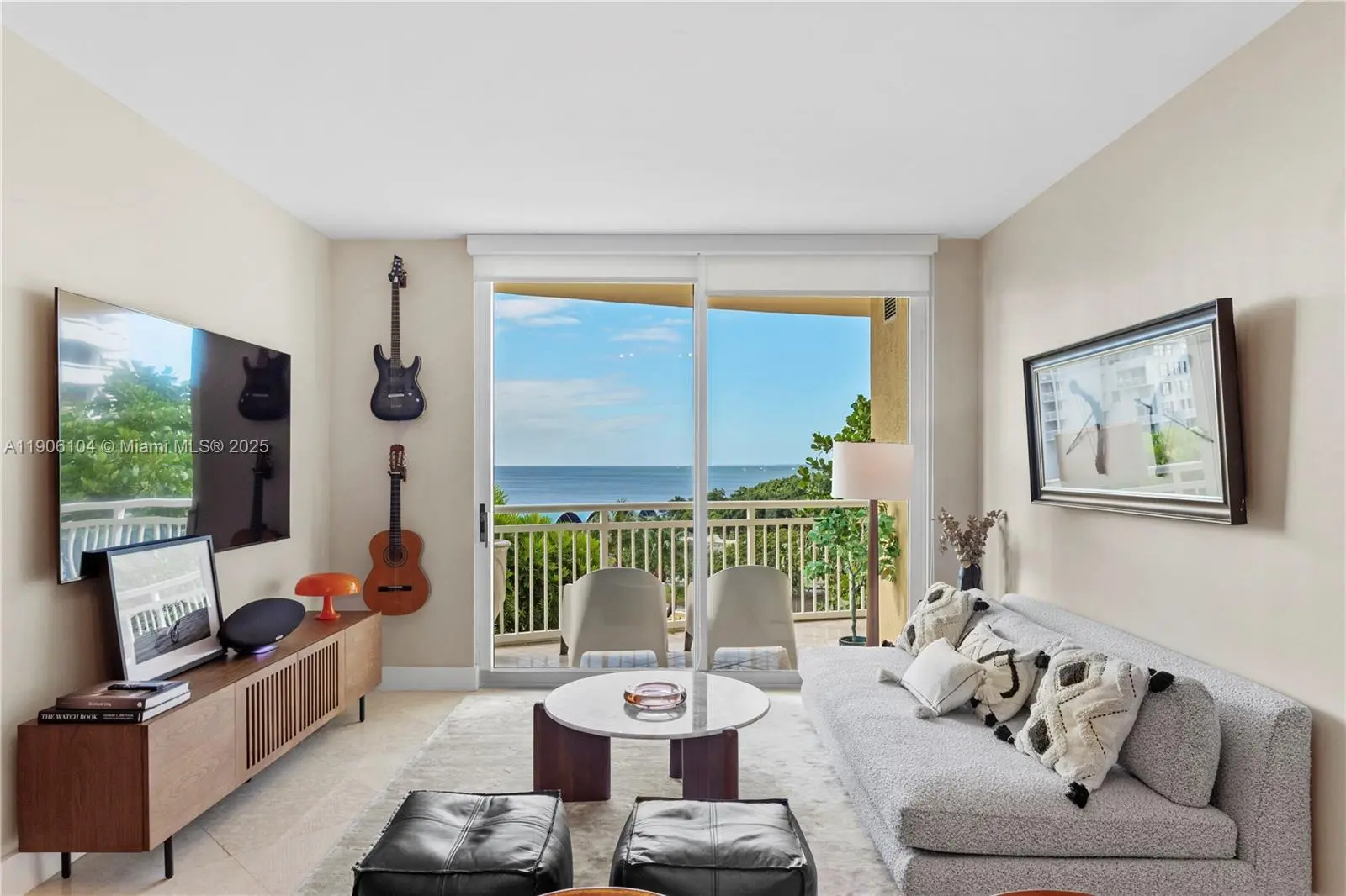 Photo of Listing #A11906104