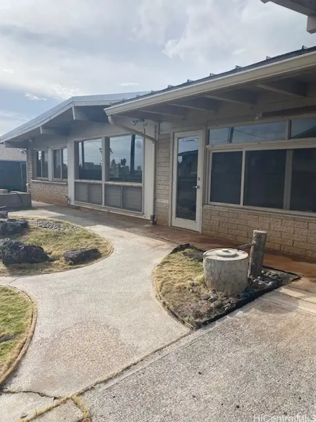 501 Analu Street, Honolulu