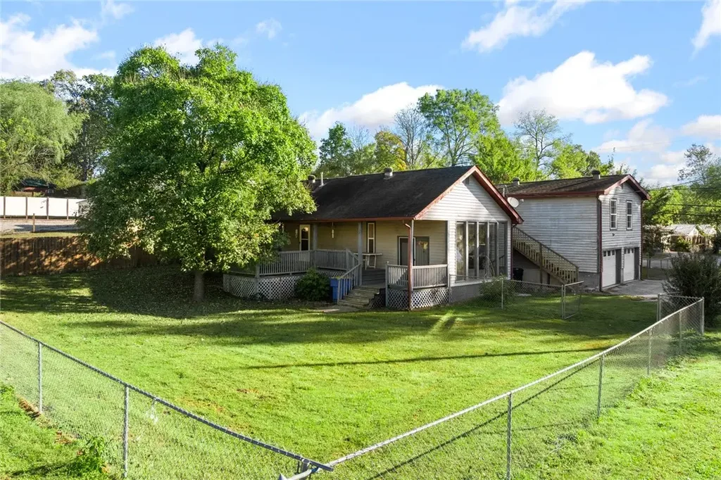 808 S Oak Street, Harrison