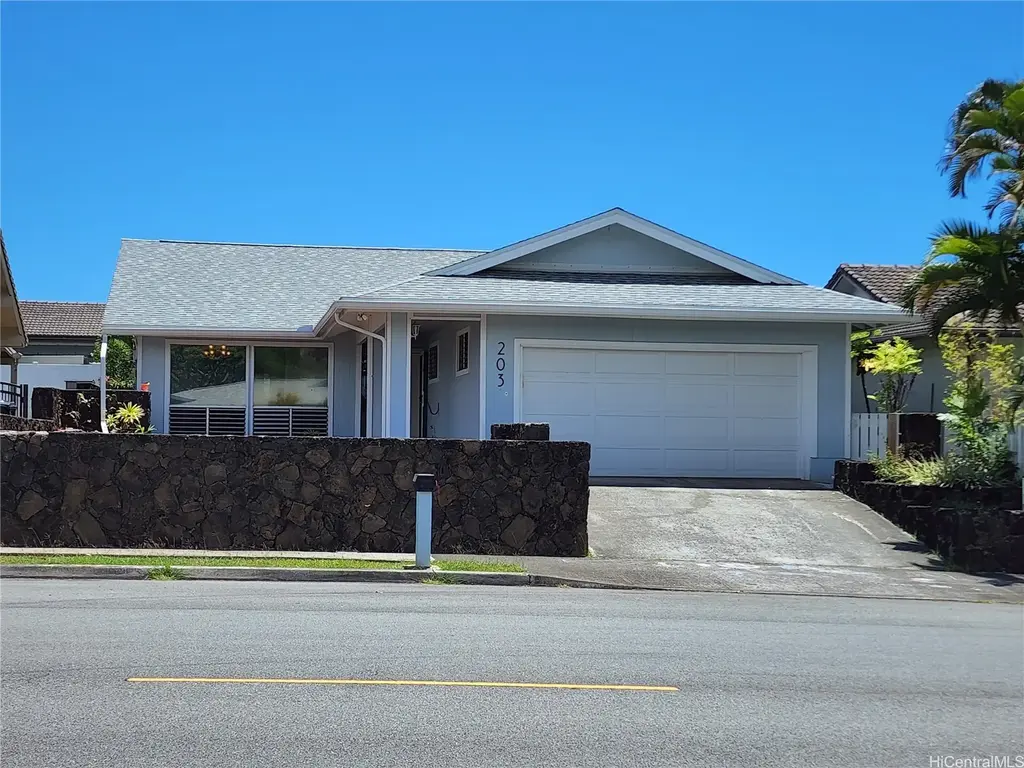 203 Akiohala Street, Kailua
