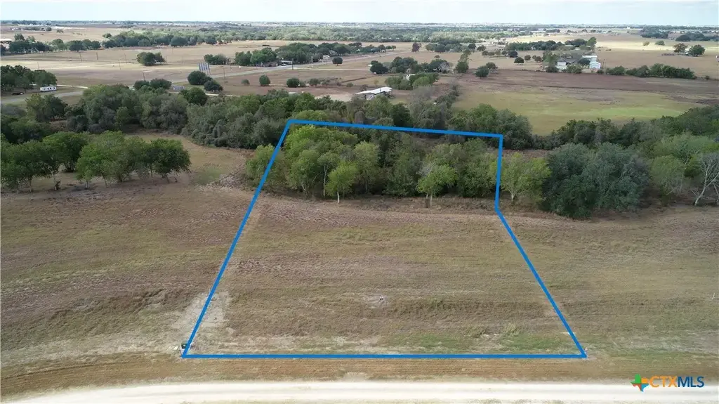 511 Cr 362 Lot 4, Shiner