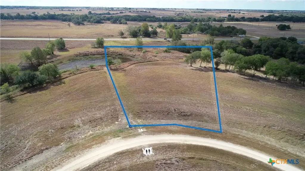 511 Cr 362 Lot 6, Shiner