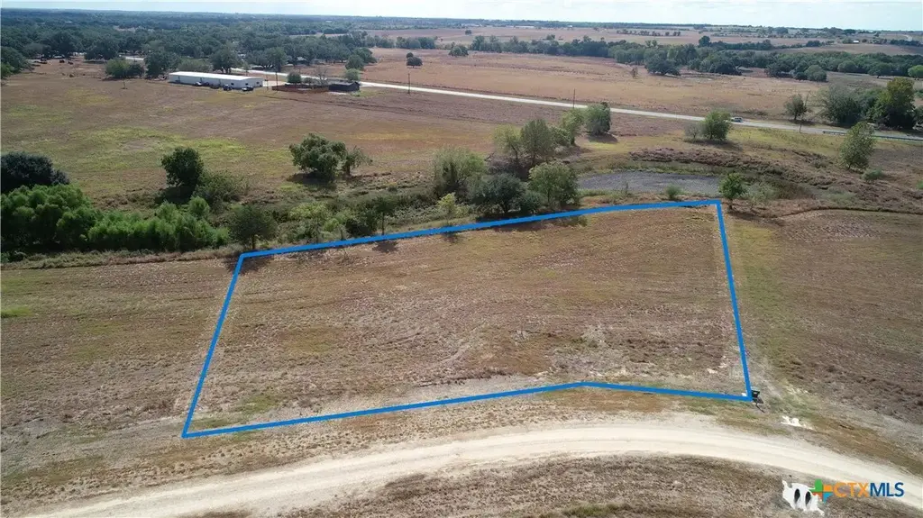 511 Cr 362 Lot 7, Shiner