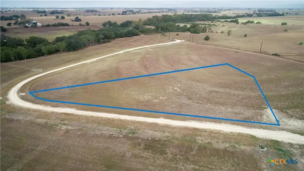 511 Cr 362 Lot 12, Shiner
