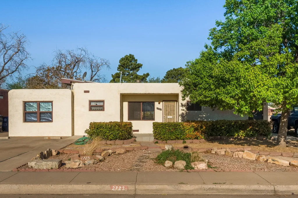 2723 Sierra Drive Ne, Albuquerque