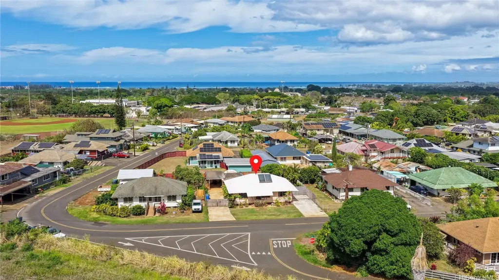 67-195 Kanoulu Street, Waialua