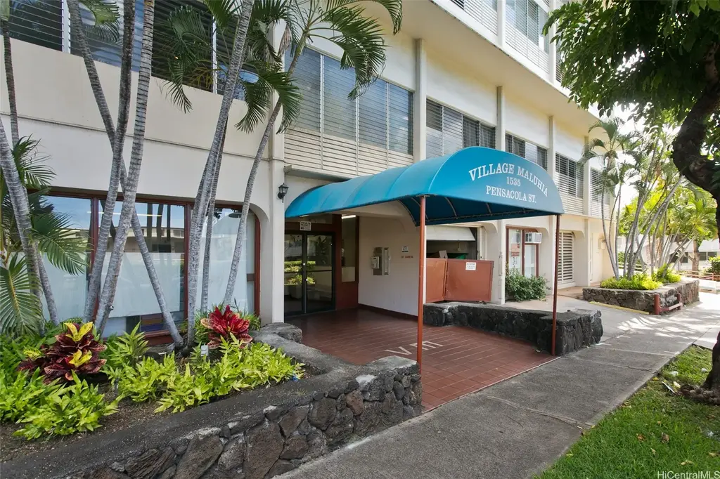 1535 Pensacola Street # 205, Honolulu