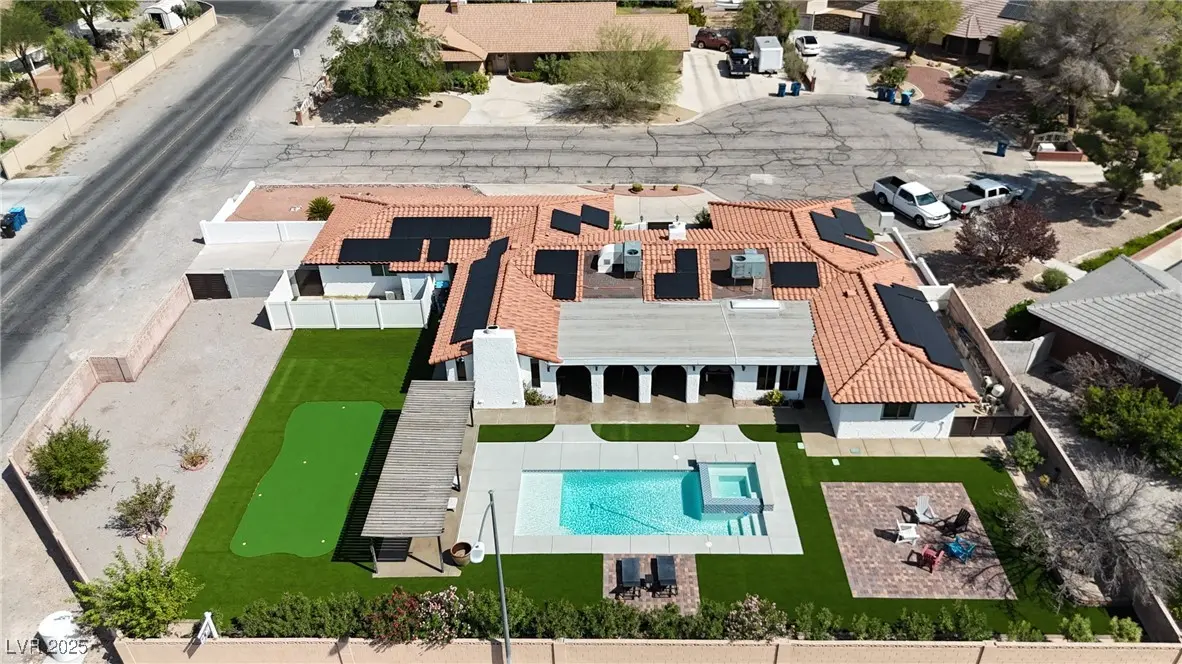 Photo of Listing #2732815