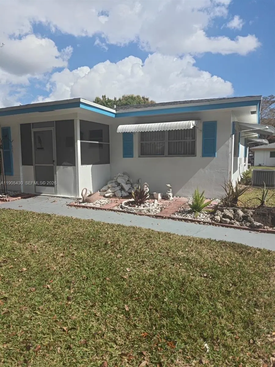 Photo of Listing #A11908430