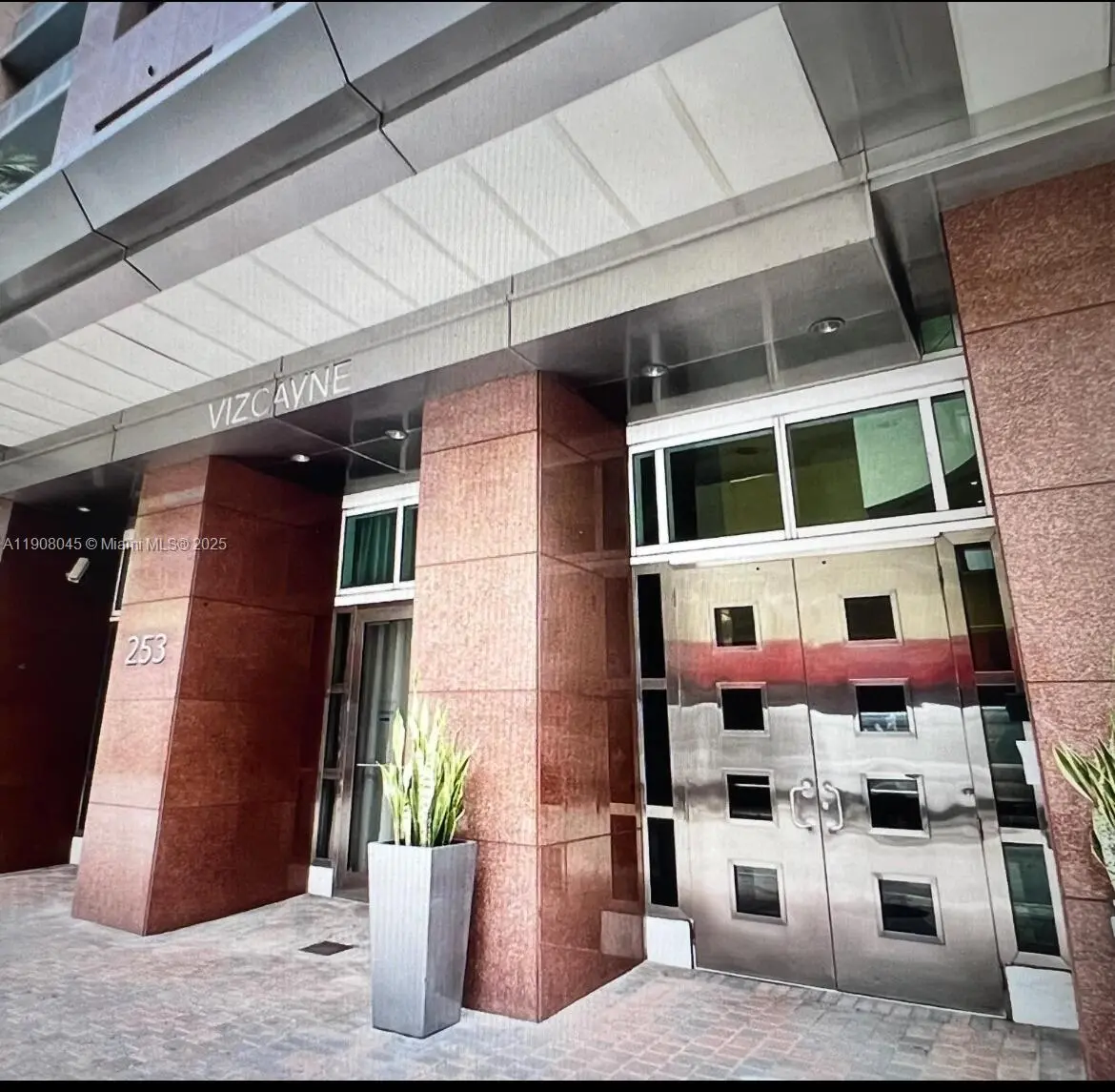 Photo of Listing #A11908045